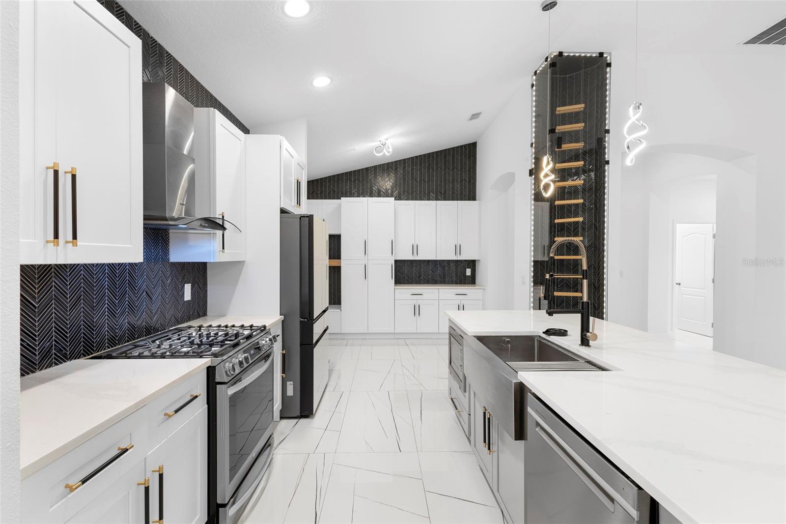 Image 21 of 54 For 2342 Kaley Ridge Road