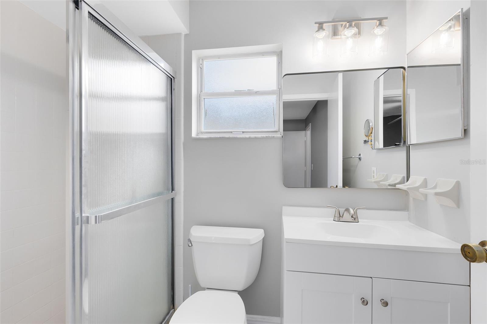 Image 15 of 23 For 3120 Winchester Drive