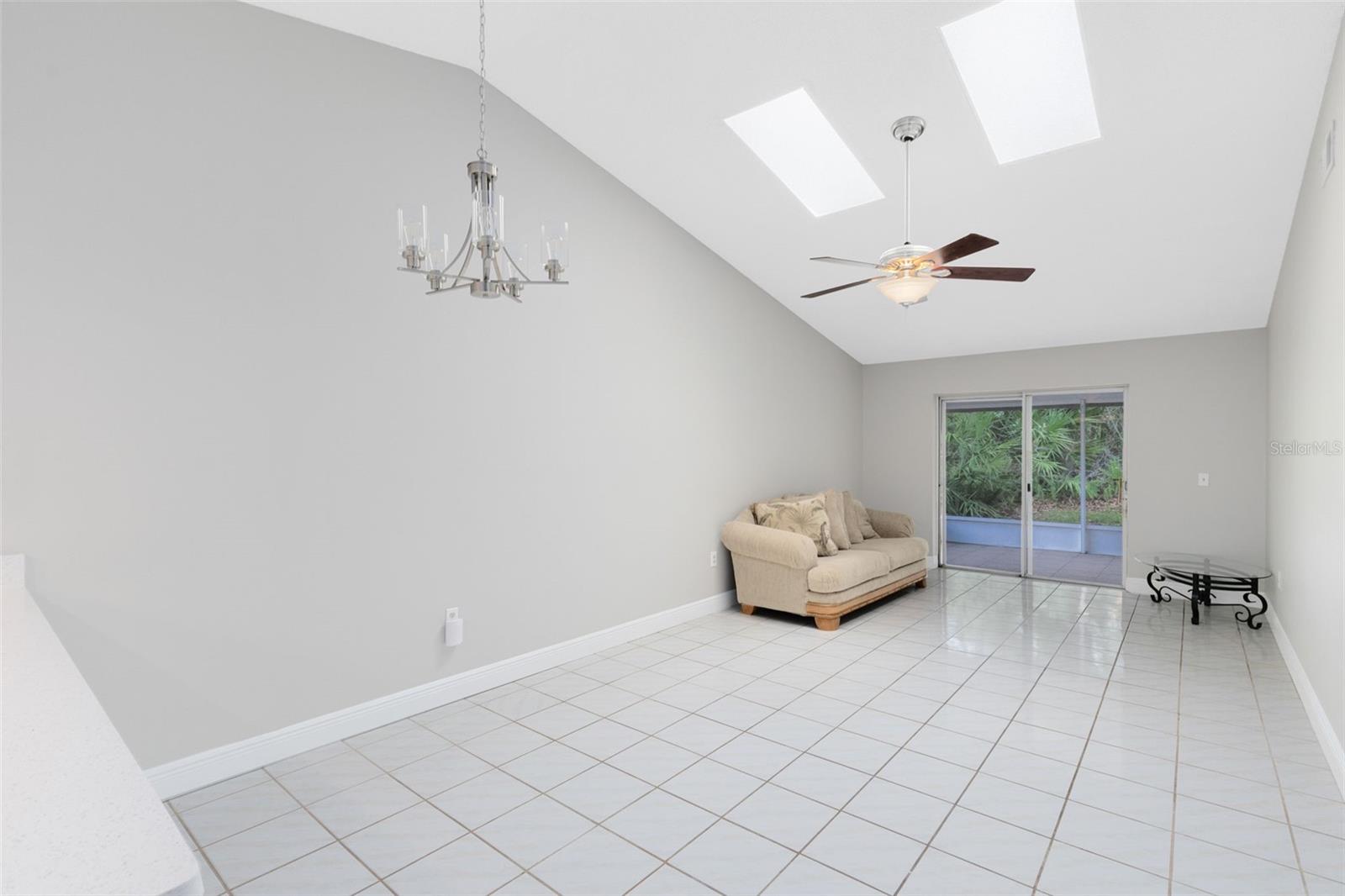 Image 7 of 23 For 3120 Winchester Drive