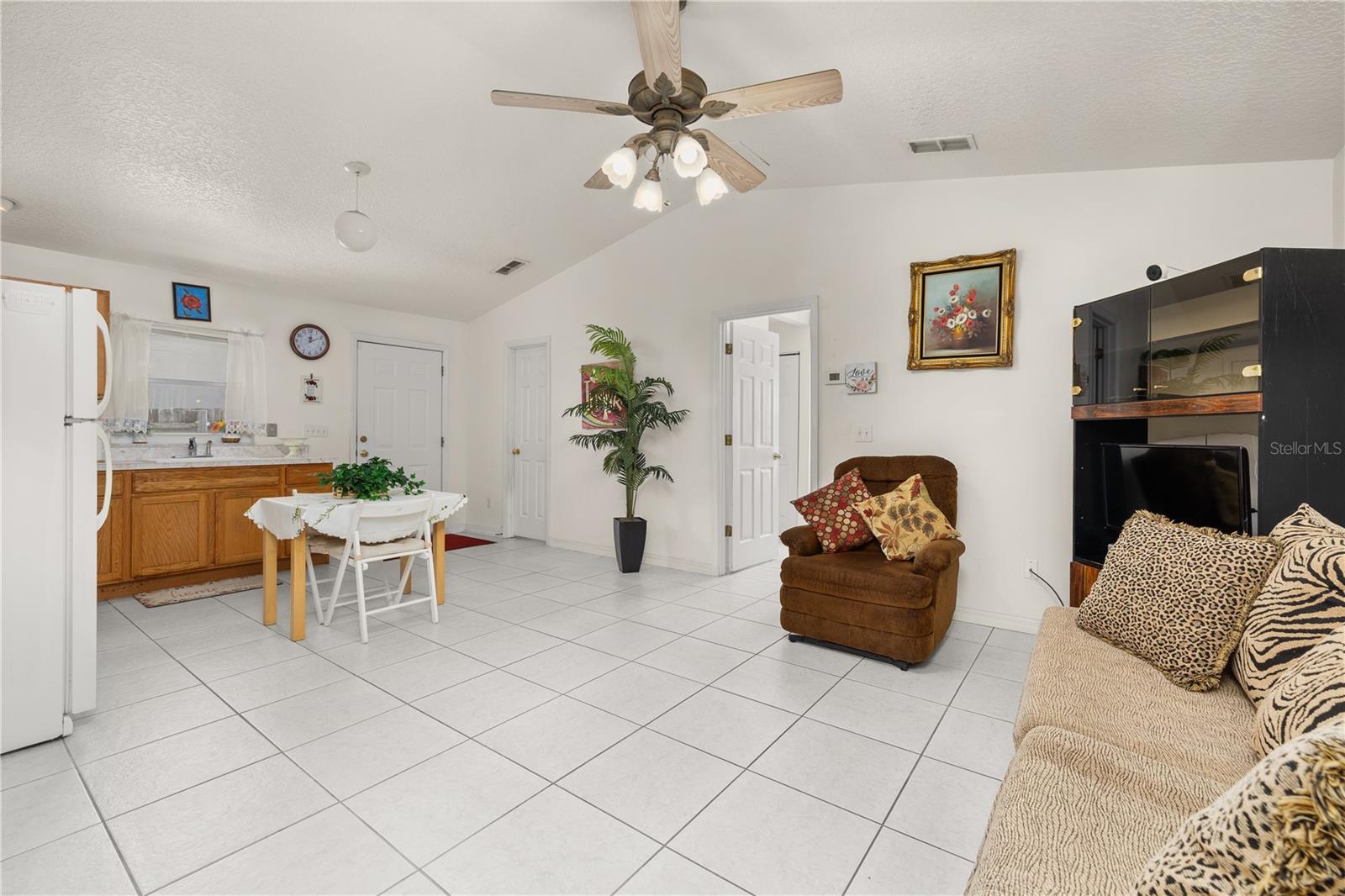 Image 17 of 30 For 6907 Log Jam Court