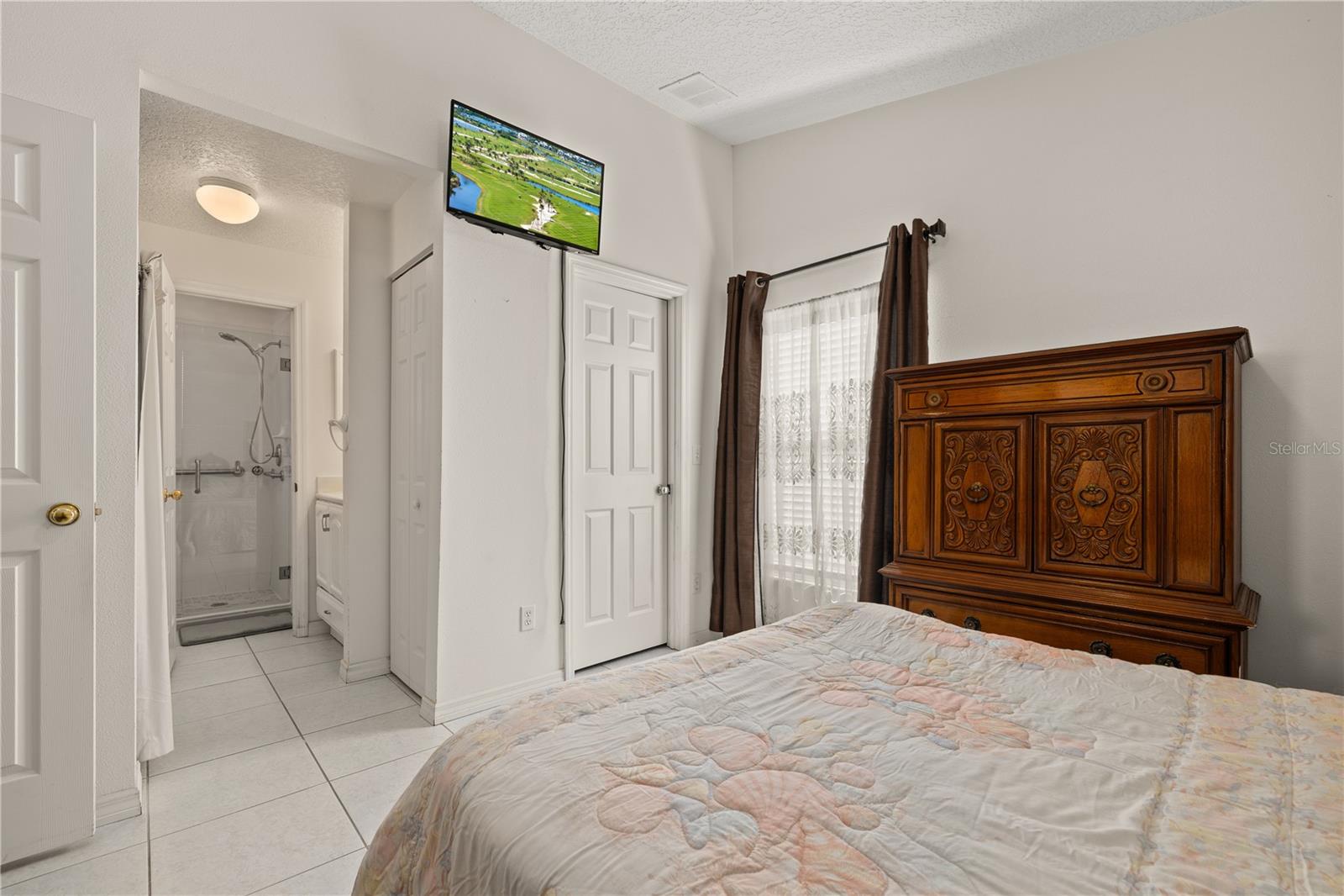 Image 22 of 30 For 6907 Log Jam Court