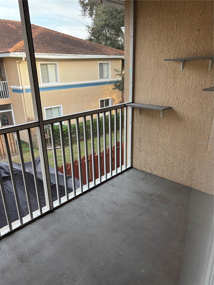 Image 17 of 21 For 533 Villa Del Sol Circle 202