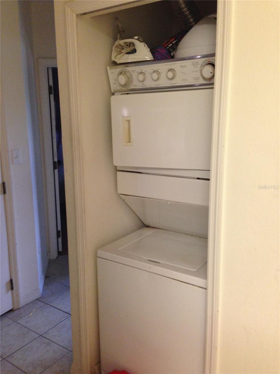 Image 9 of 21 For 533 Villa Del Sol Circle 202