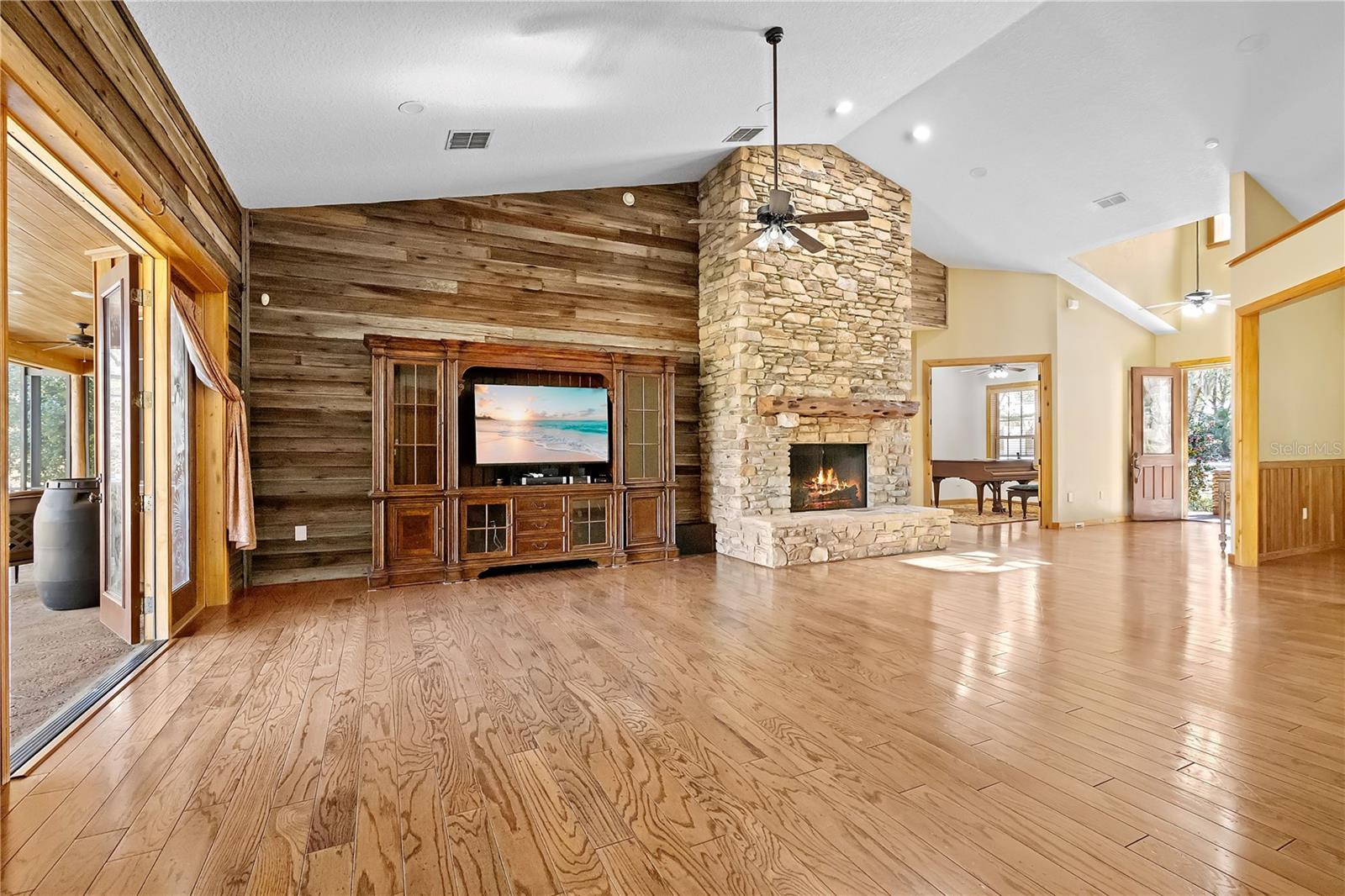 Image 8 of 71 For 27737 County Road 44a