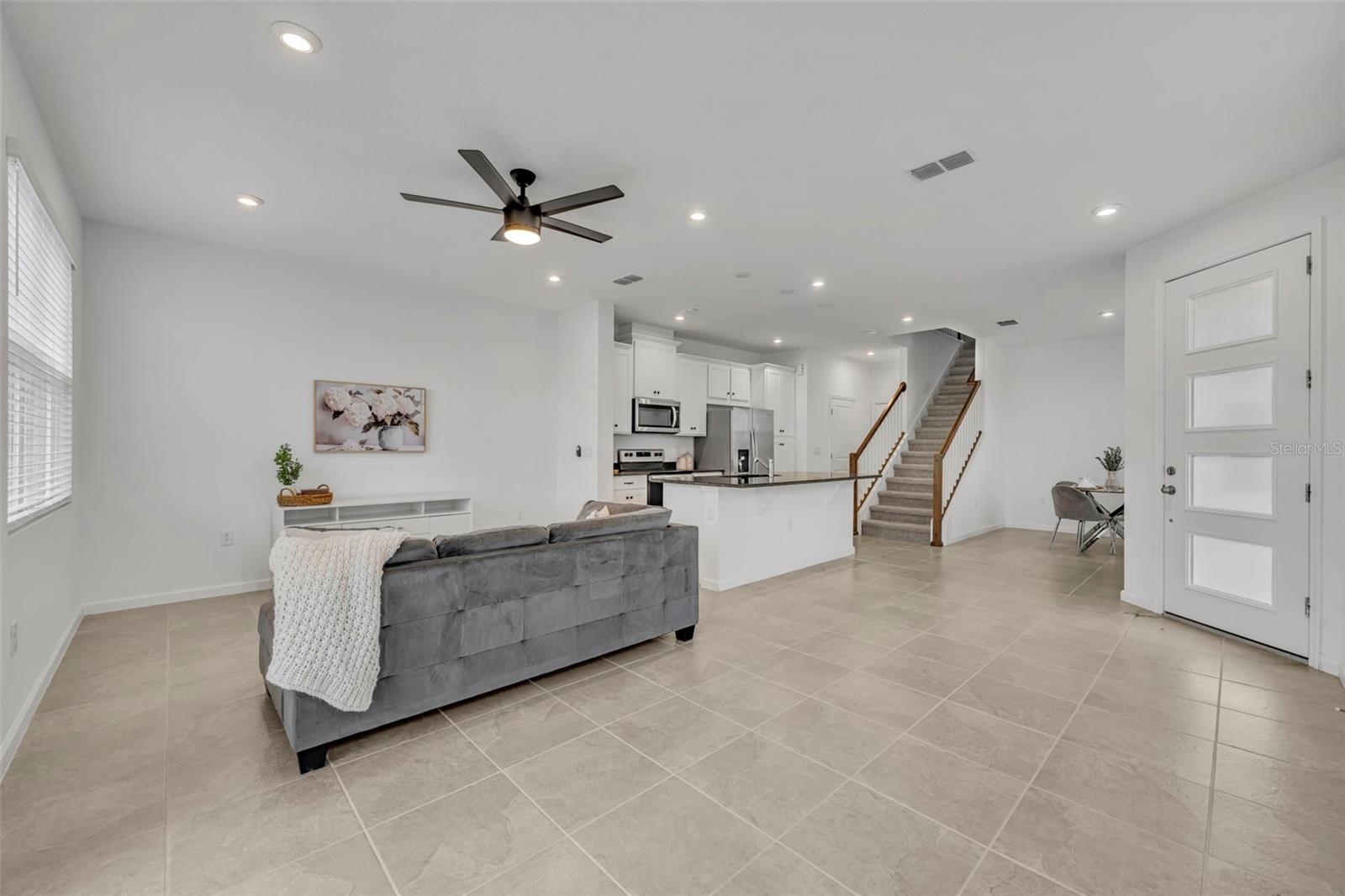 Image 6 of 47 For 1195 Boardwalk Place