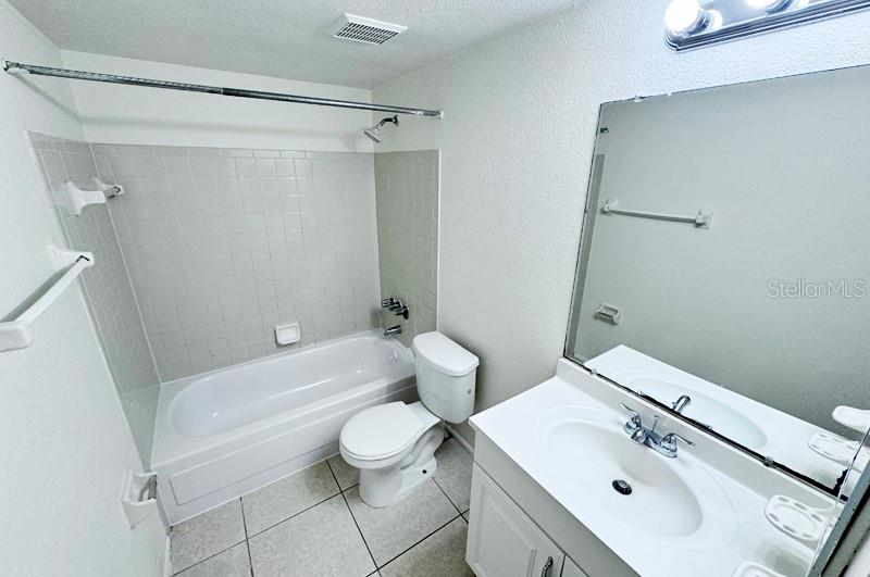 Image 15 of 45 For 2856 Somerset Park Drive 102