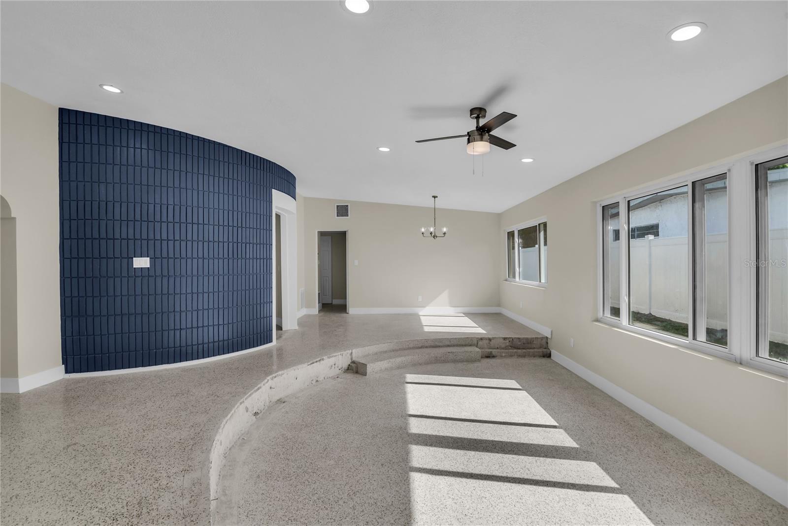 Image 6 of 29 For 1311 Silverstone Avenue