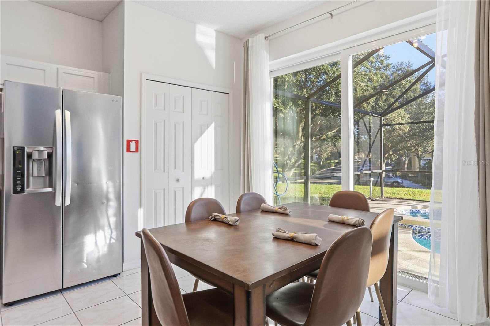 Image 14 of 49 For 8490 Oasis Key Cove