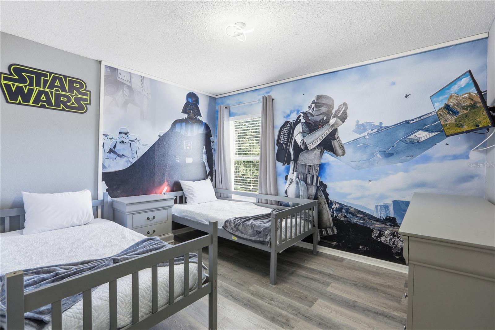 Image 31 of 49 For 8490 Oasis Key Cove