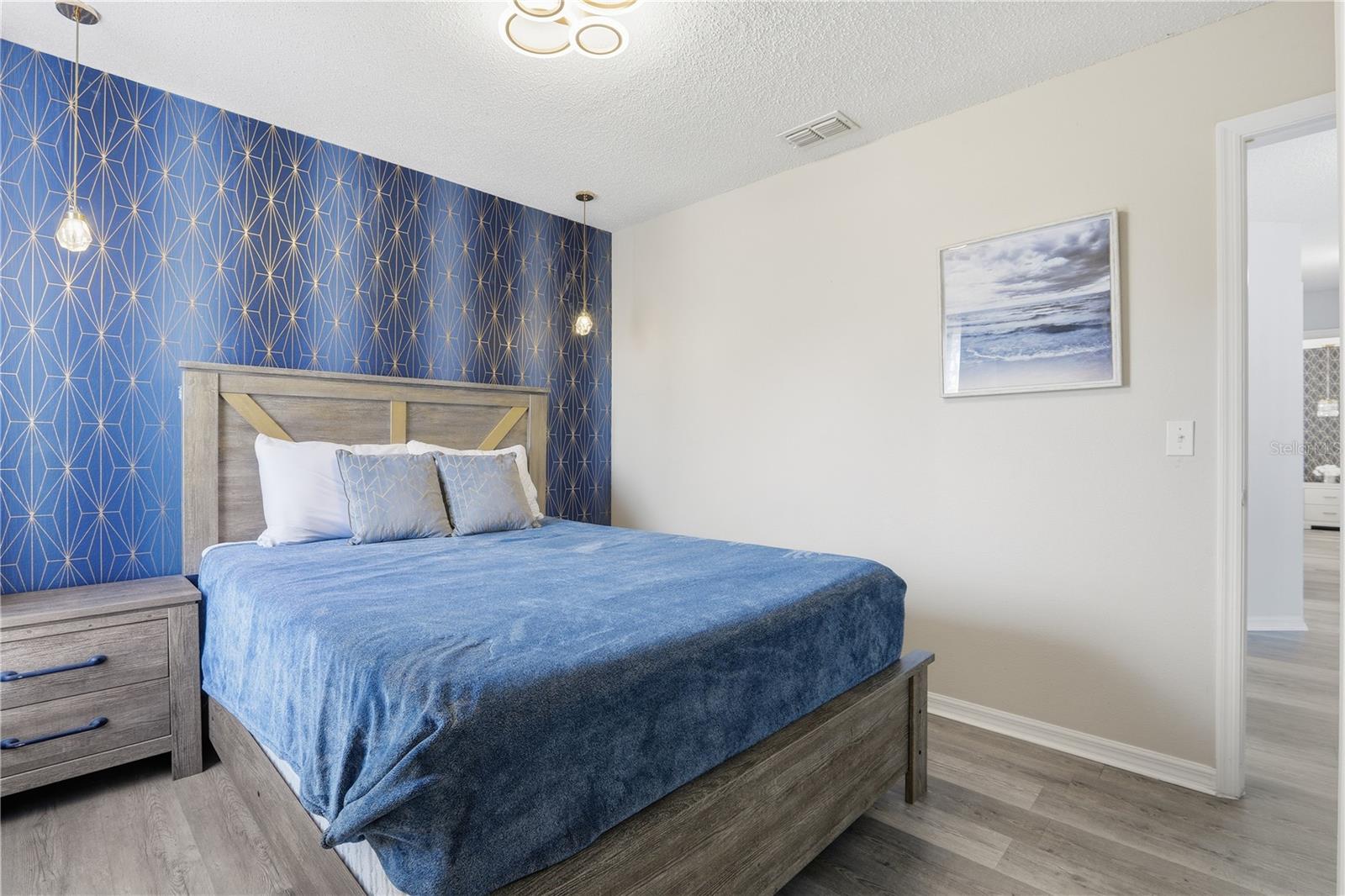 Image 34 of 49 For 8490 Oasis Key Cove