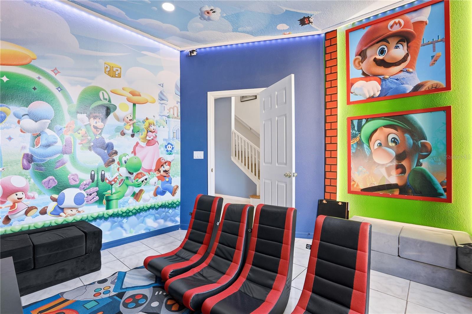 Image 8 of 49 For 8490 Oasis Key Cove