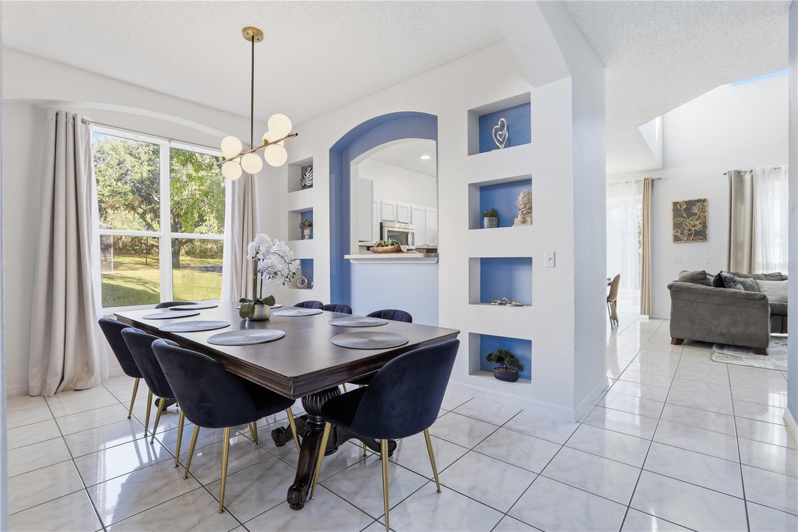 Image 9 of 49 For 8490 Oasis Key Cove