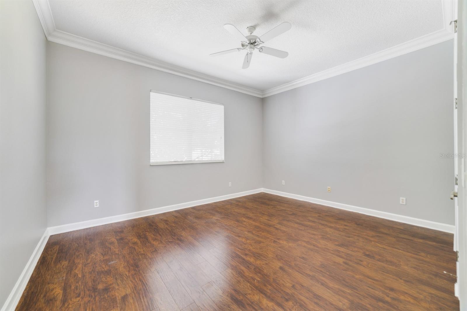 Image 26 of 35 For 1426 Fairview Circle