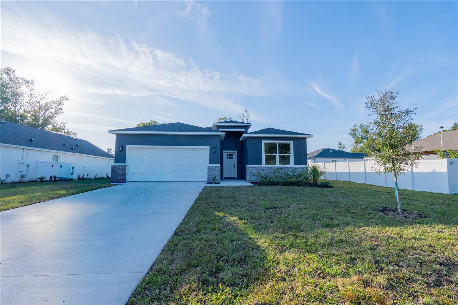 Details for 911 New Hampshire Avenue, TAVARES, FL 32778