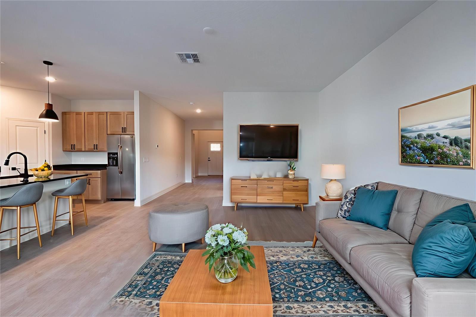 Image 15 of 53 For 911 New Hampshire Avenue