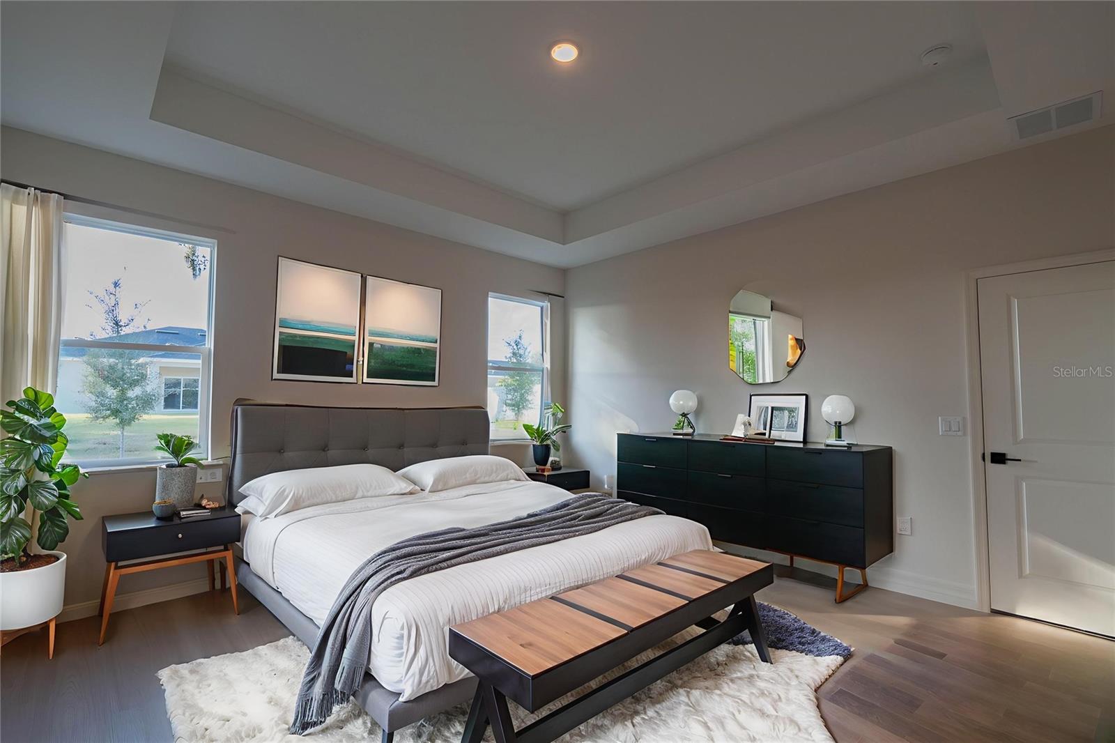 Image 21 of 53 For 911 New Hampshire Avenue