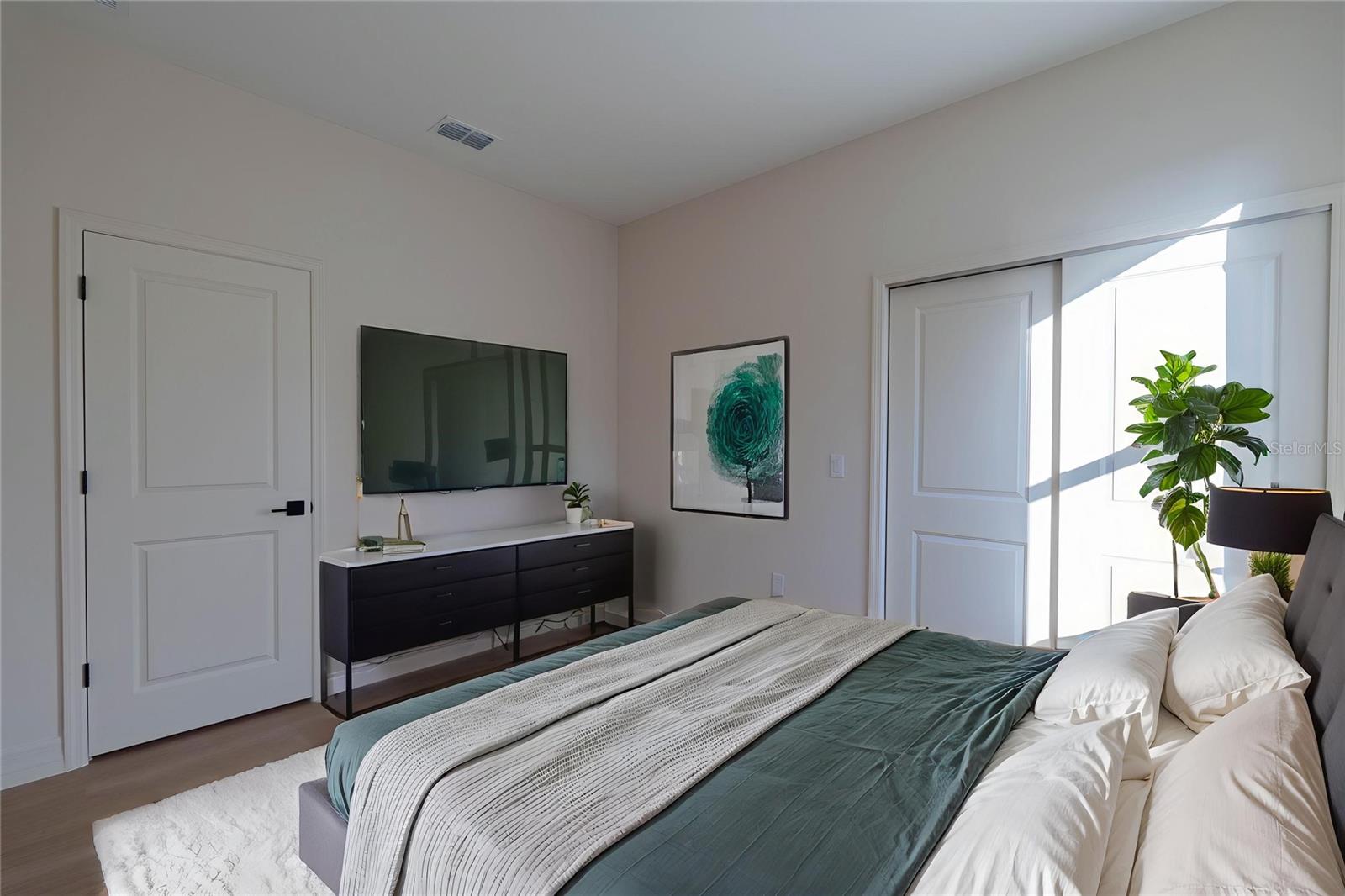 Image 28 of 53 For 911 New Hampshire Avenue