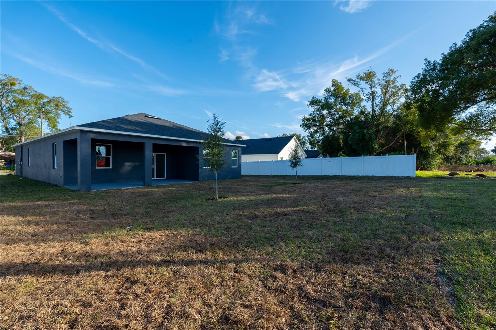 Image 47 of 53 For 911 New Hampshire Avenue