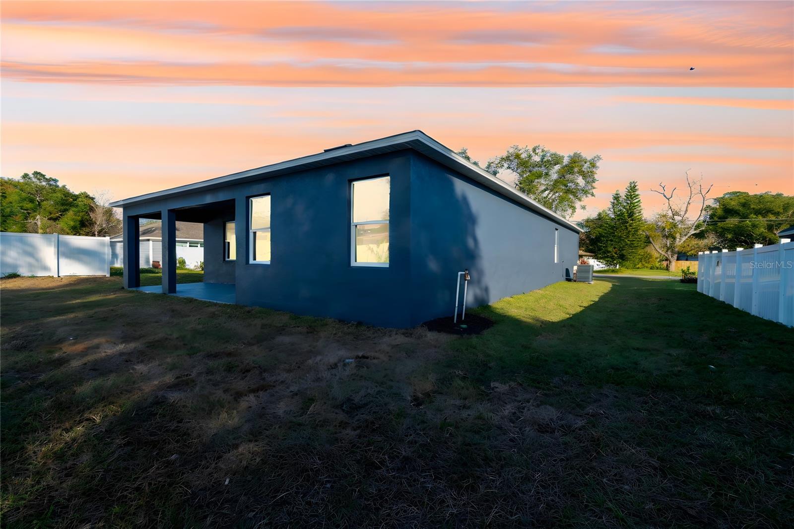 Image 51 of 53 For 911 New Hampshire Avenue