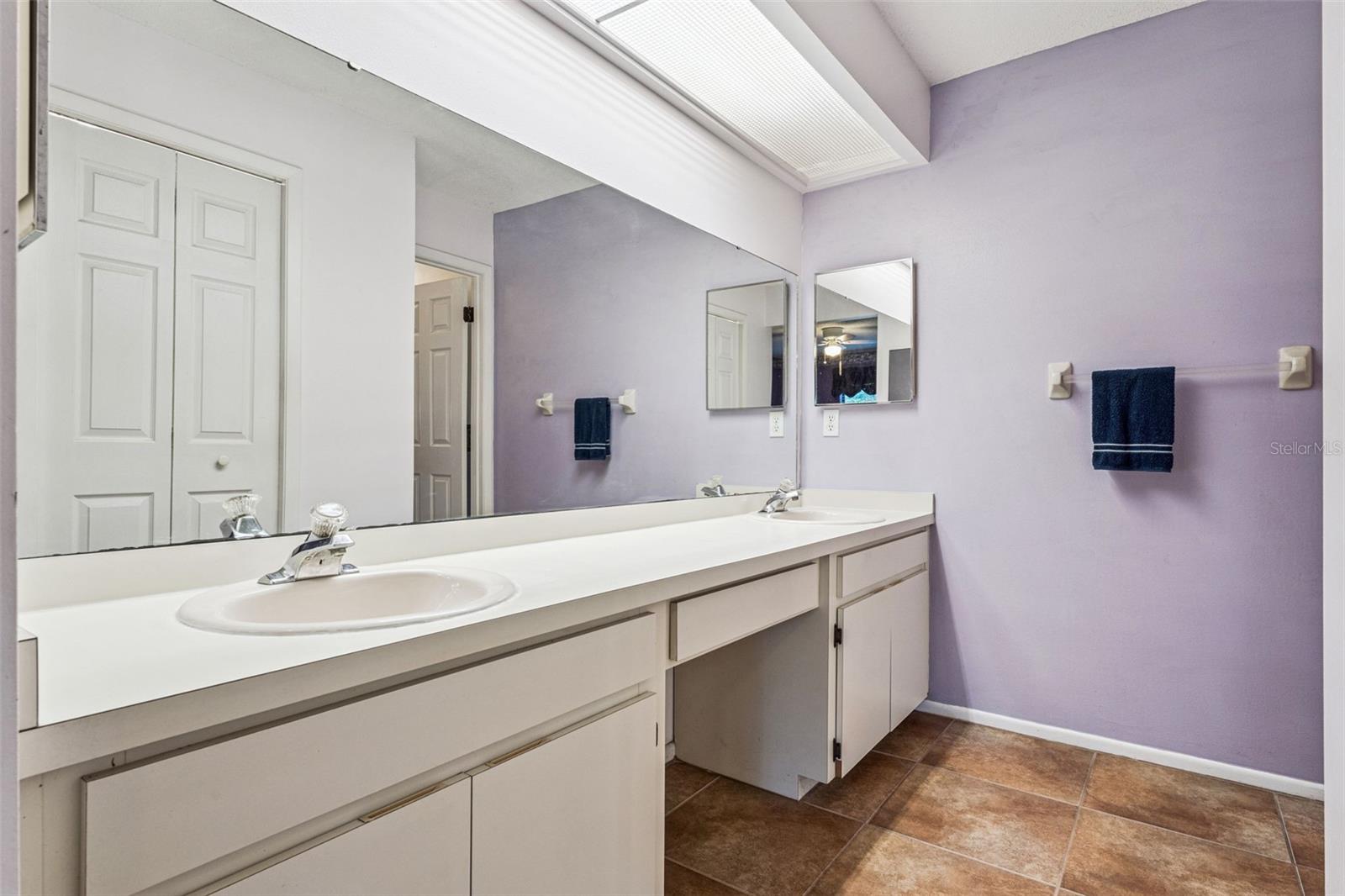 Image 22 of 47 For 3051 Riviera Bay Court