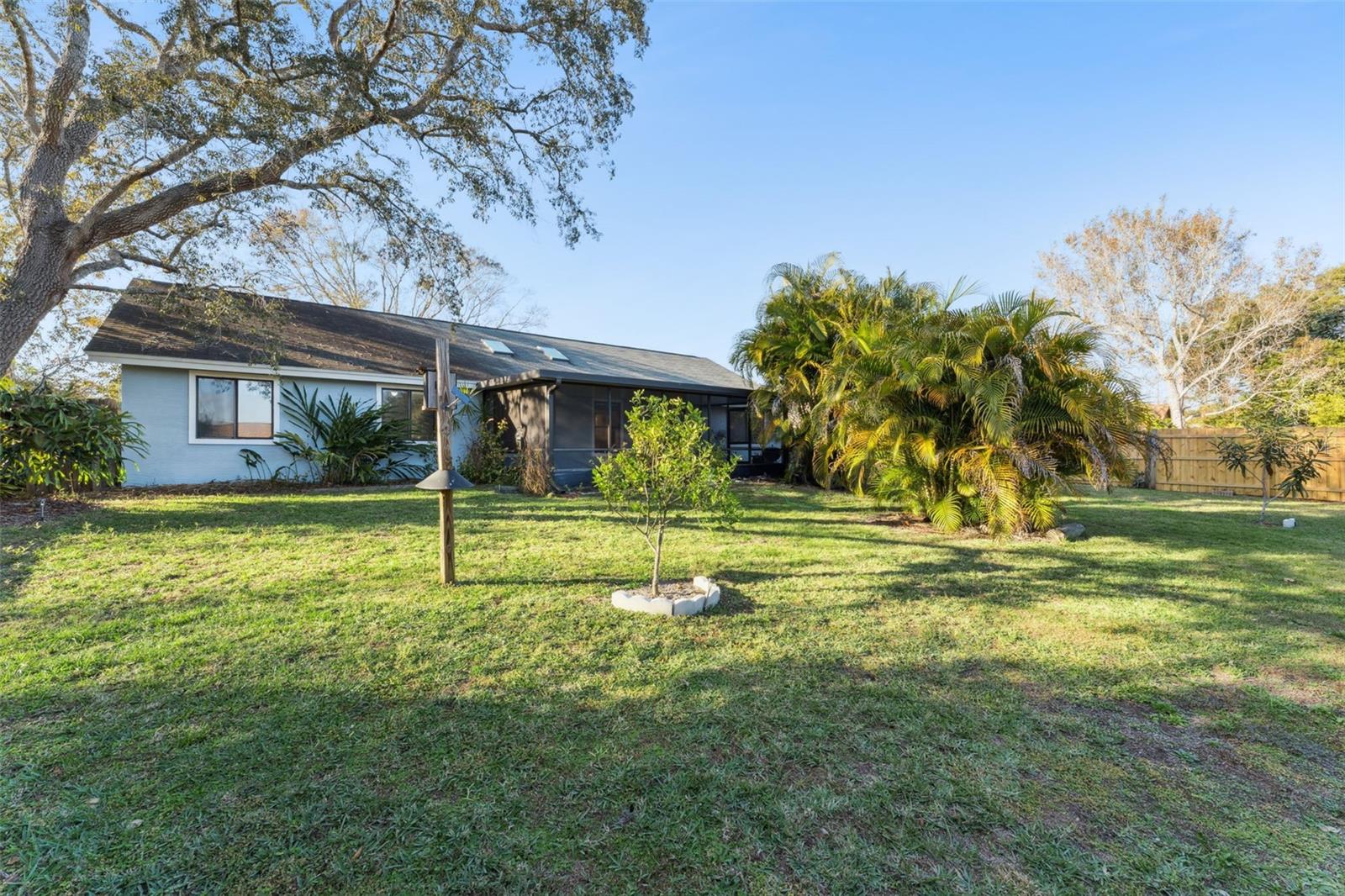 Image 37 of 47 For 3051 Riviera Bay Court