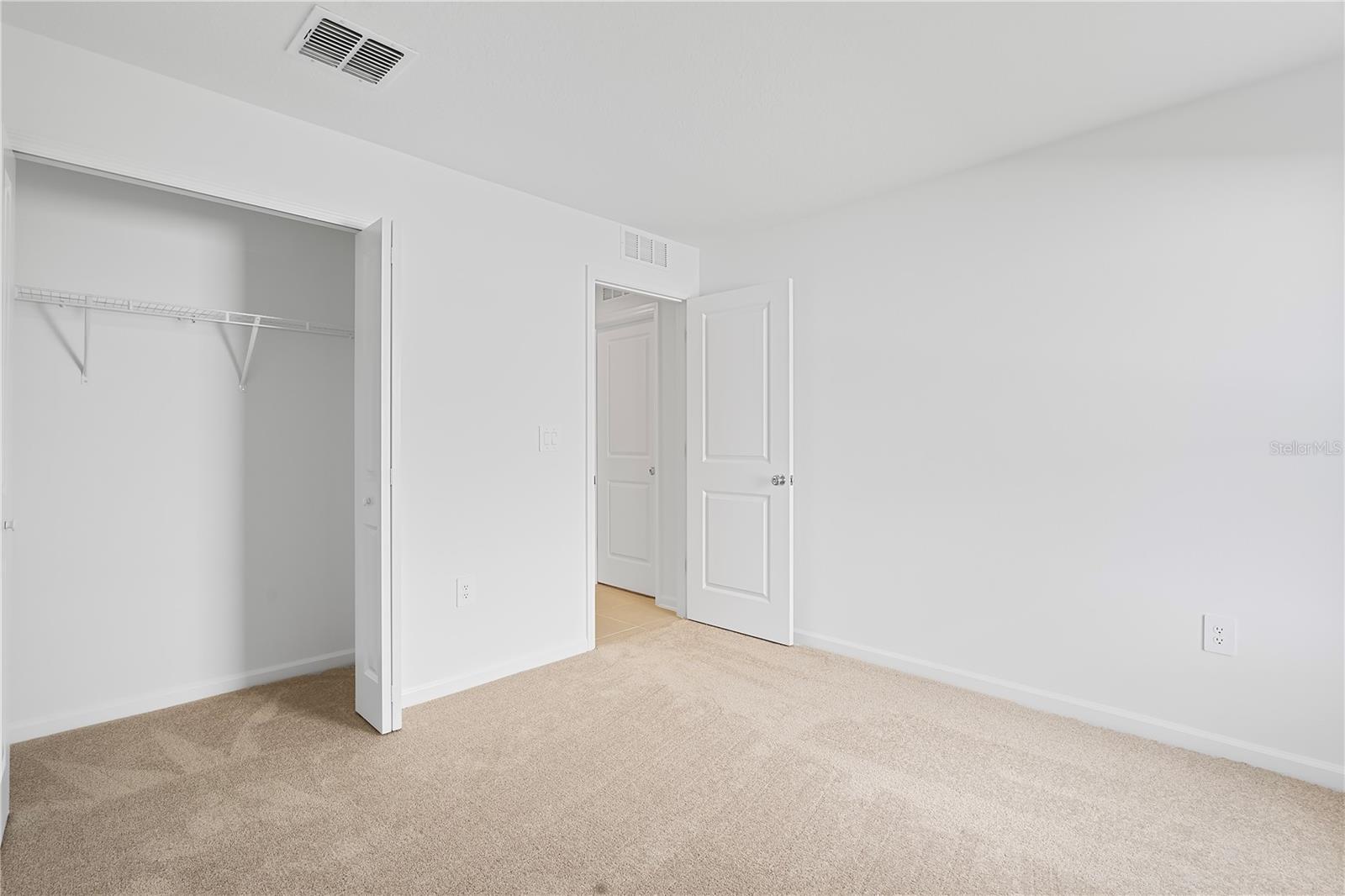 Image 14 of 32 For 4653 Yellow Elder Way