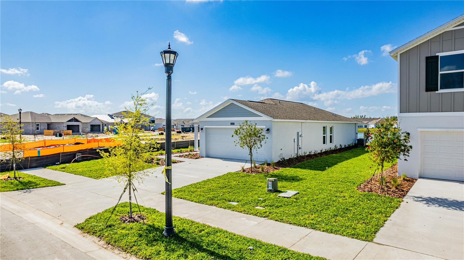 Image 25 of 32 For 4653 Yellow Elder Way