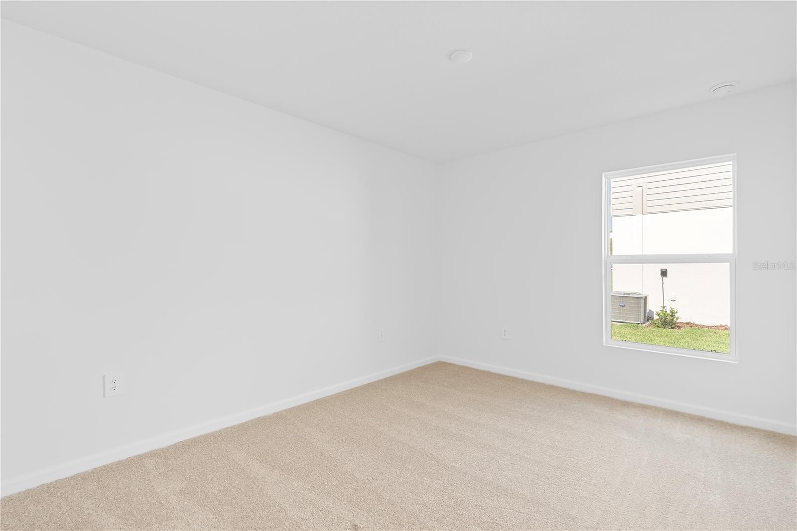 Image 7 of 32 For 4653 Yellow Elder Way