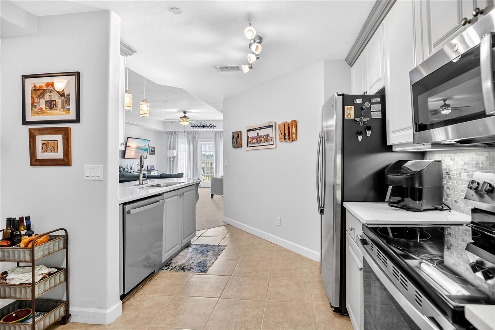 Image 10 of 25 For 424 Luna Bella Lane 415