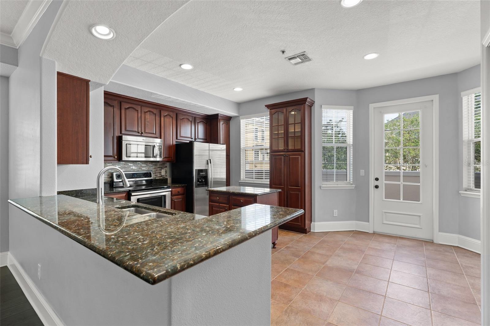 Image 7 of 42 For 1563 Common Way Road