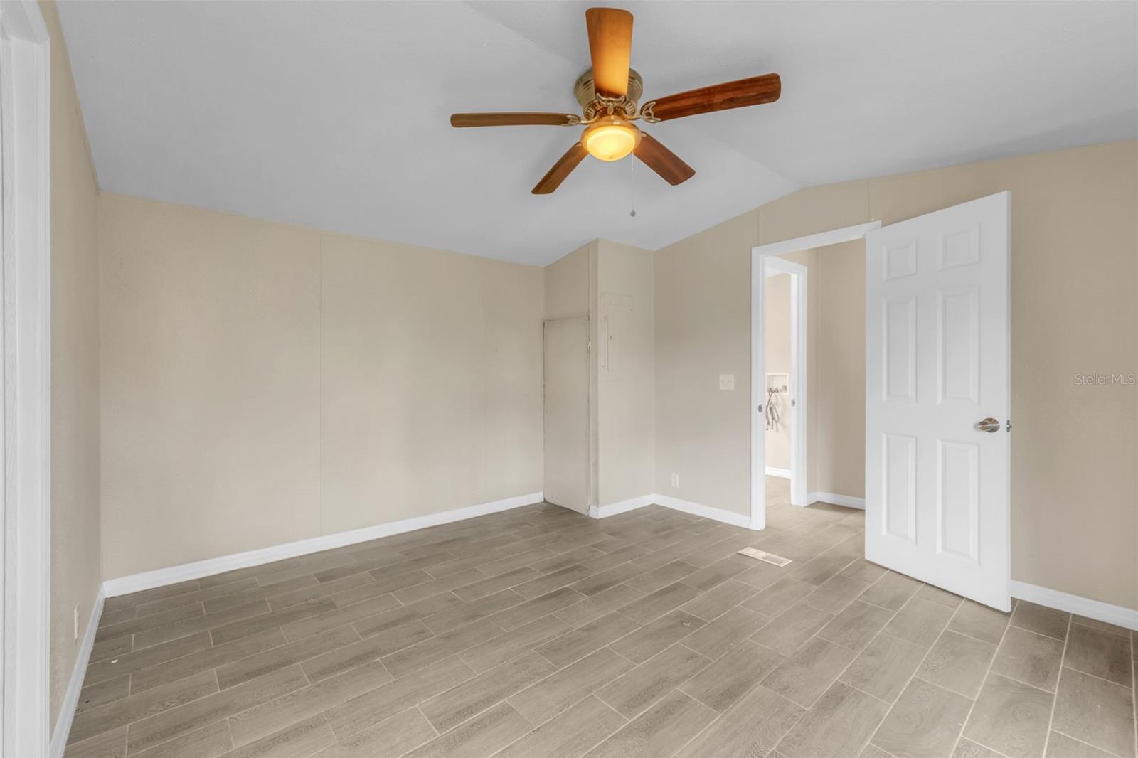 Image 10 of 20 For 3705 Appaloosa Road