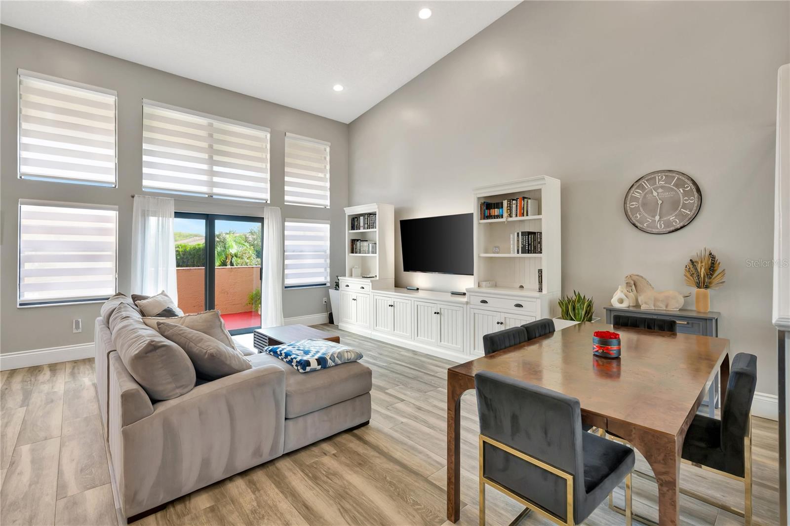 Image 11 of 39 For 6630 Villa Sonrisa Drive 721