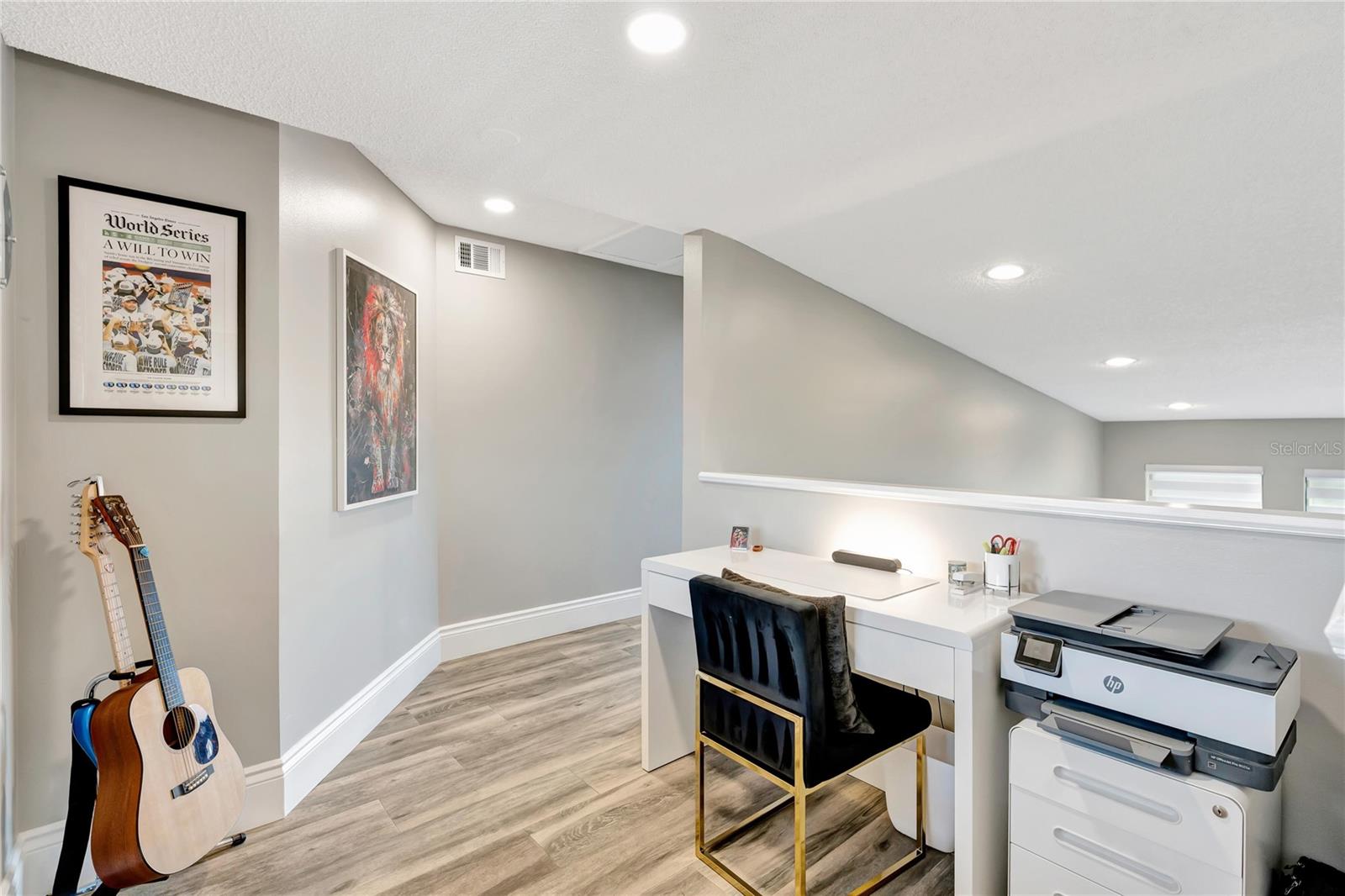 Image 32 of 39 For 6630 Villa Sonrisa Drive 721