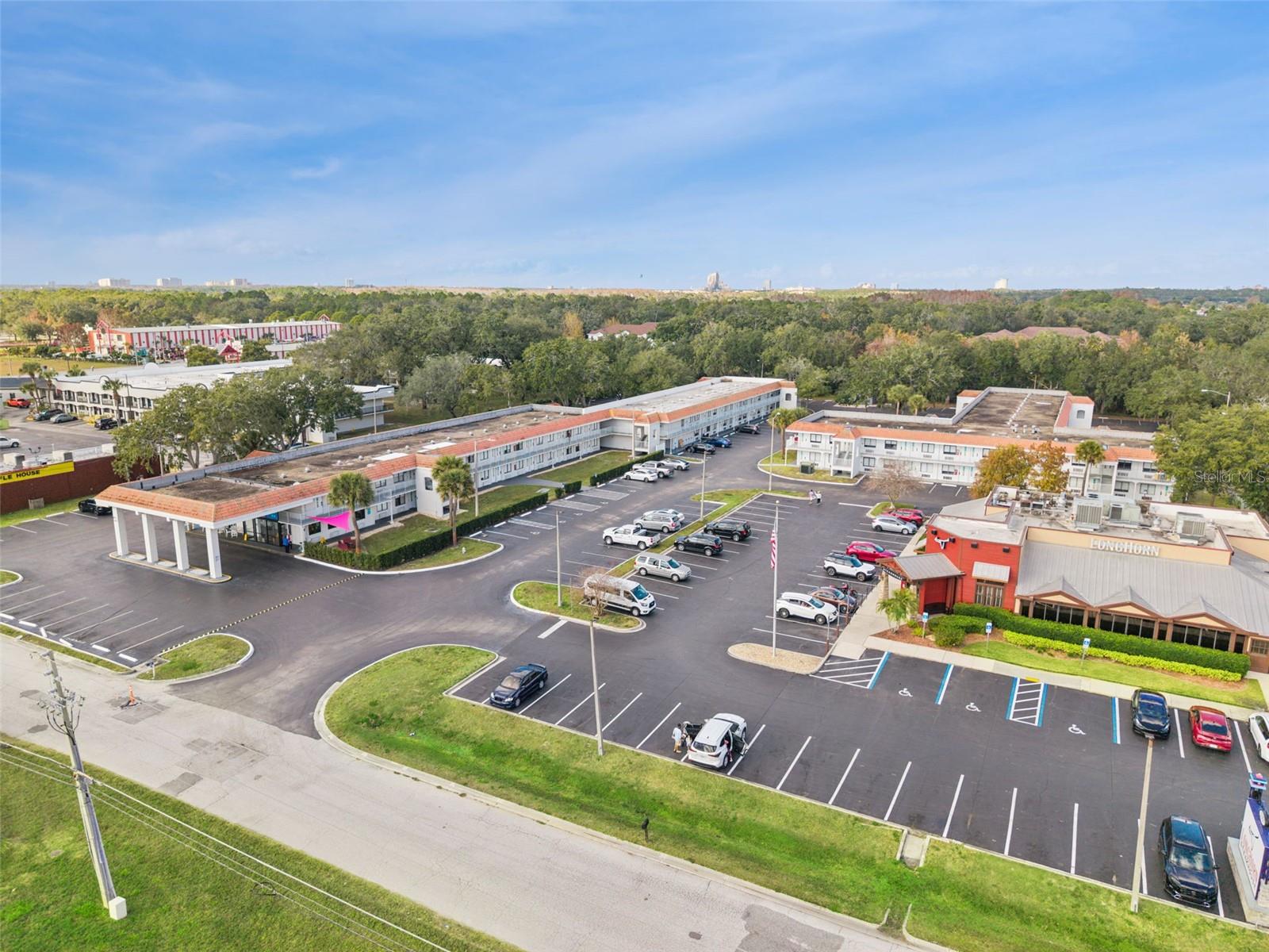 Image 36 of 37 For 5367 Irlo Bronson Memorial Highway 1-210