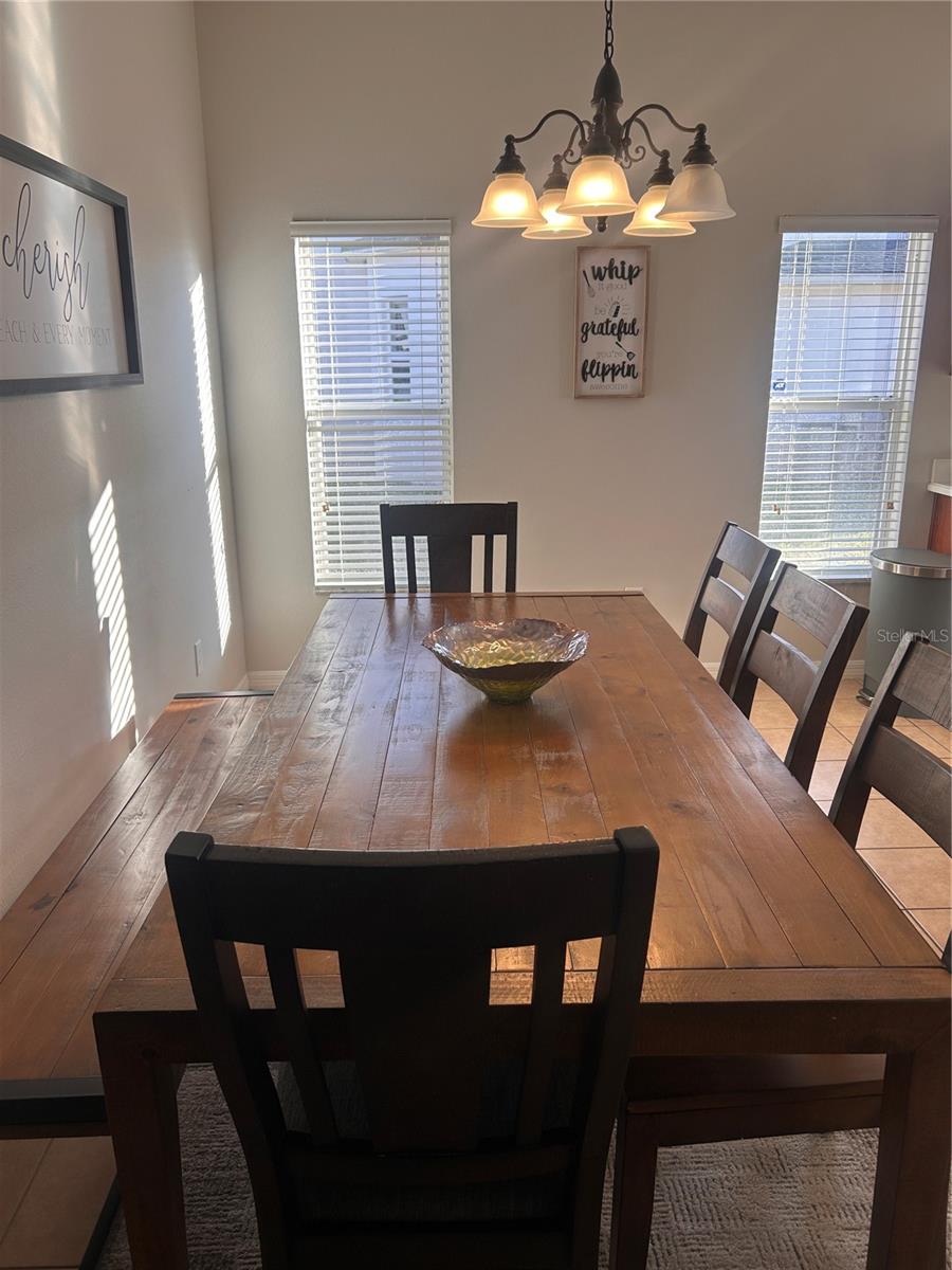 Image 14 of 60 For 872 Sussex Drive