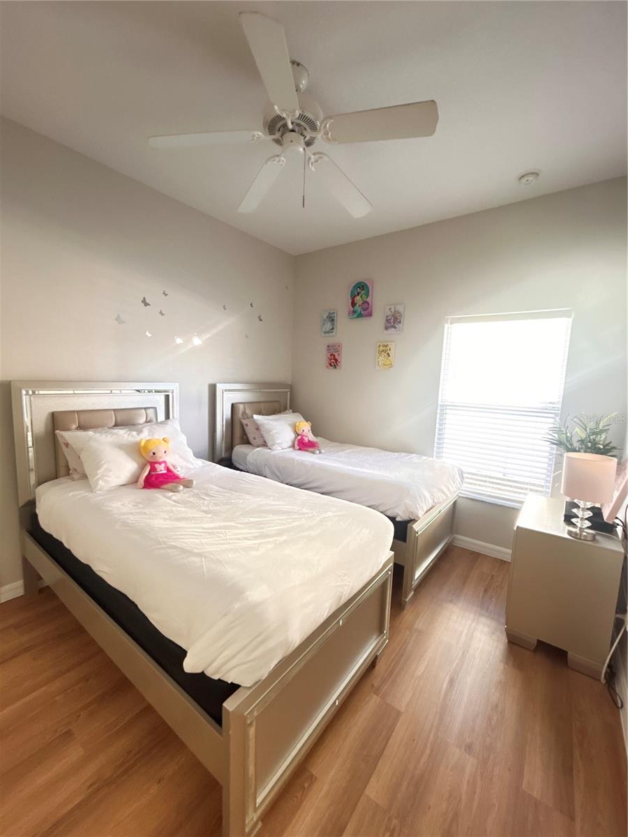 Image 22 of 60 For 872 Sussex Drive