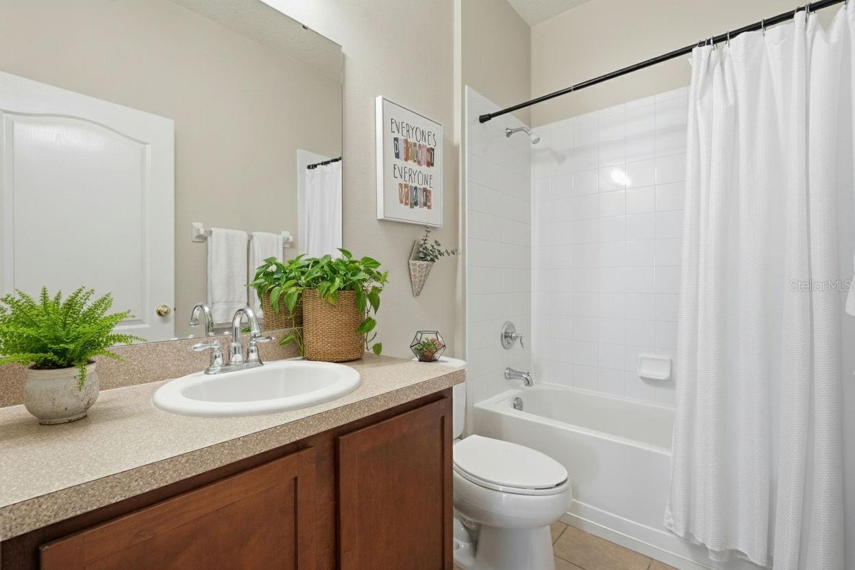 Image 23 of 60 For 872 Sussex Drive