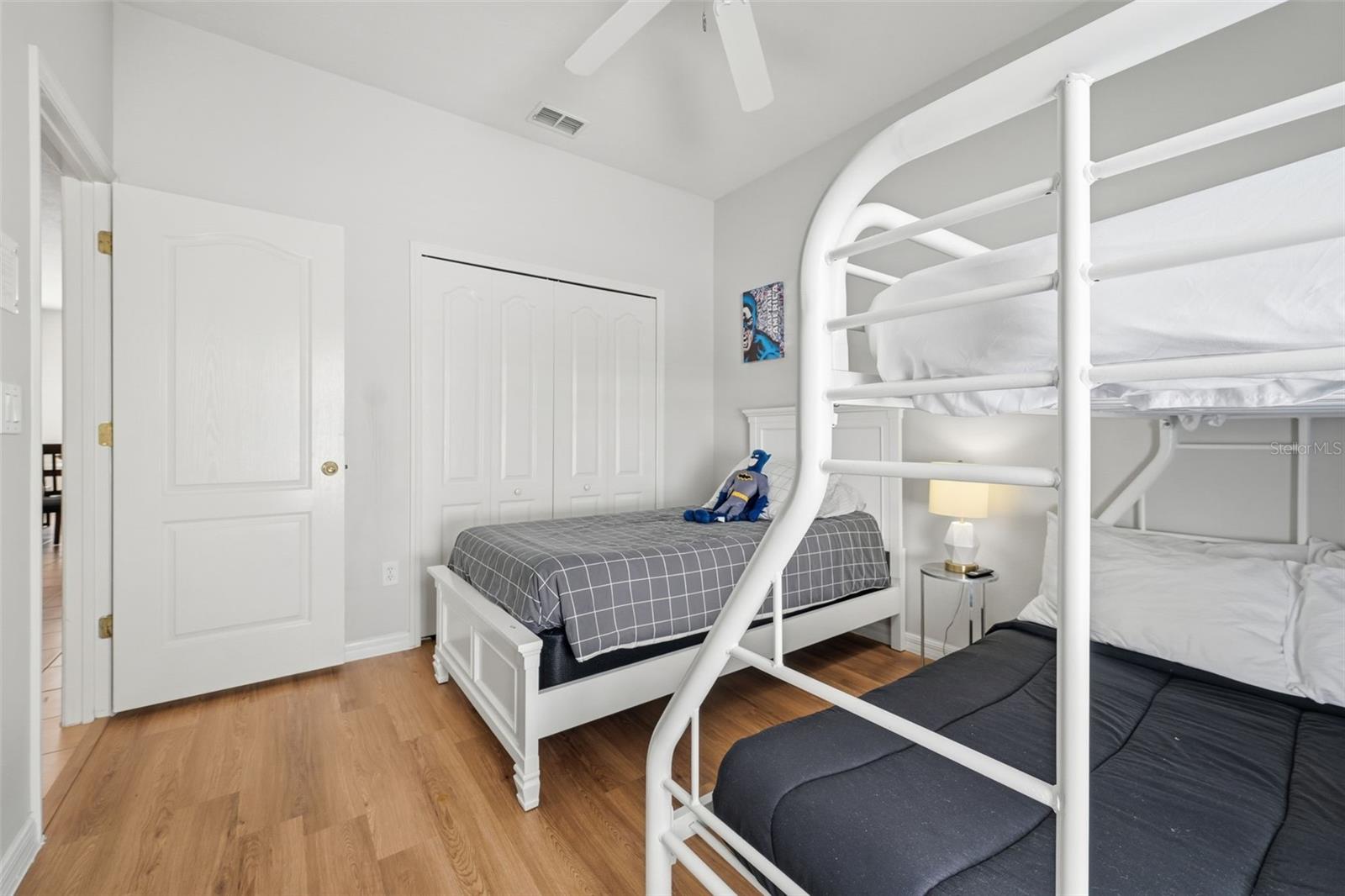 Image 27 of 60 For 872 Sussex Drive