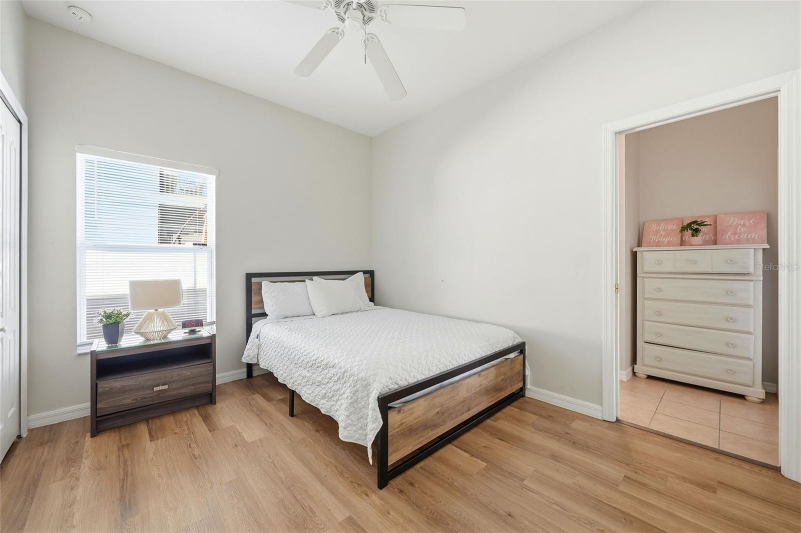 Image 35 of 60 For 872 Sussex Drive