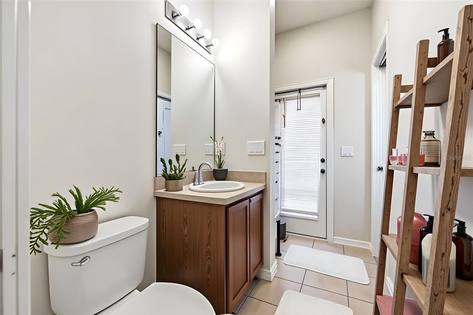 Image 38 of 60 For 872 Sussex Drive