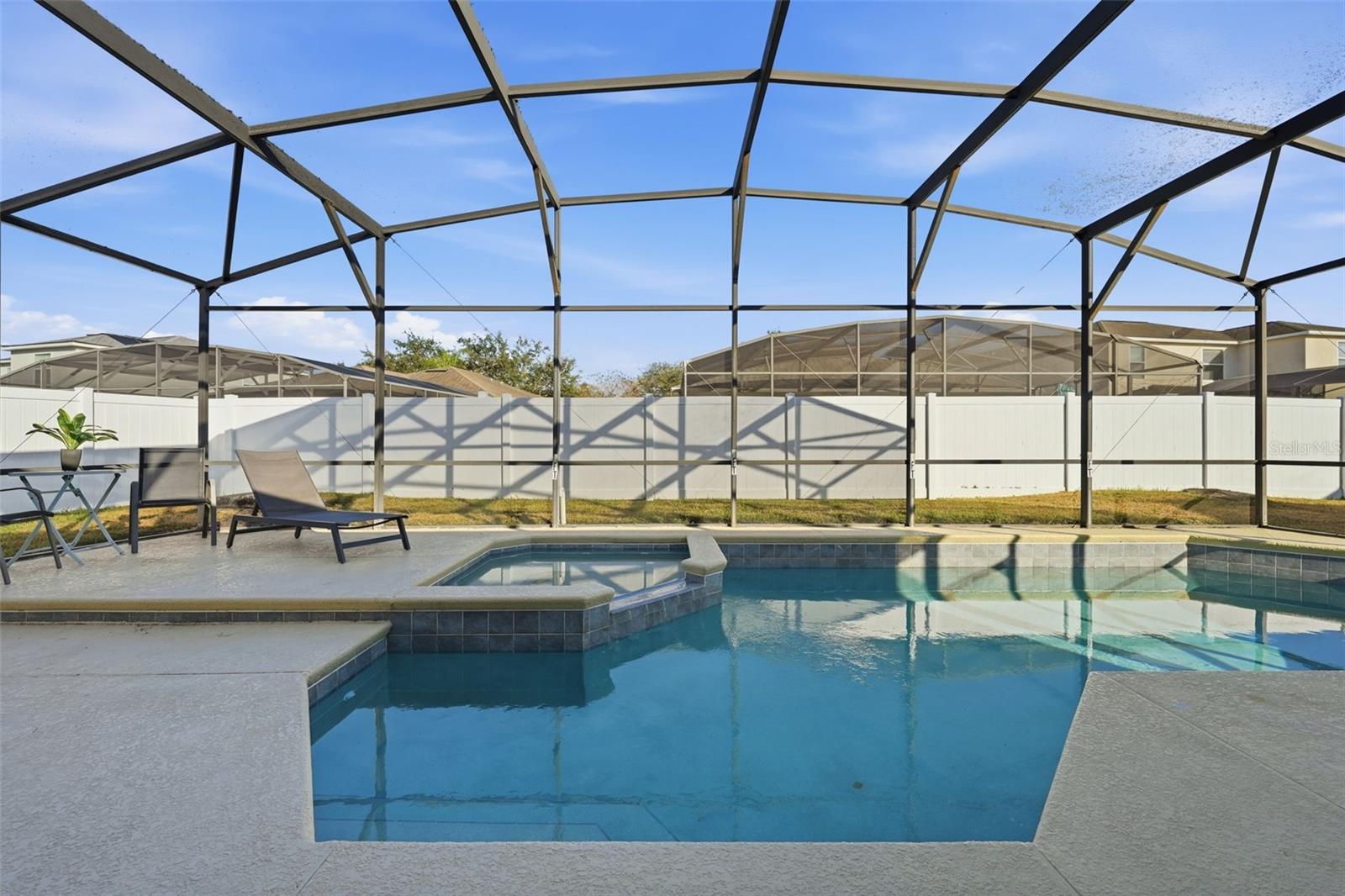 Image 42 of 60 For 872 Sussex Drive