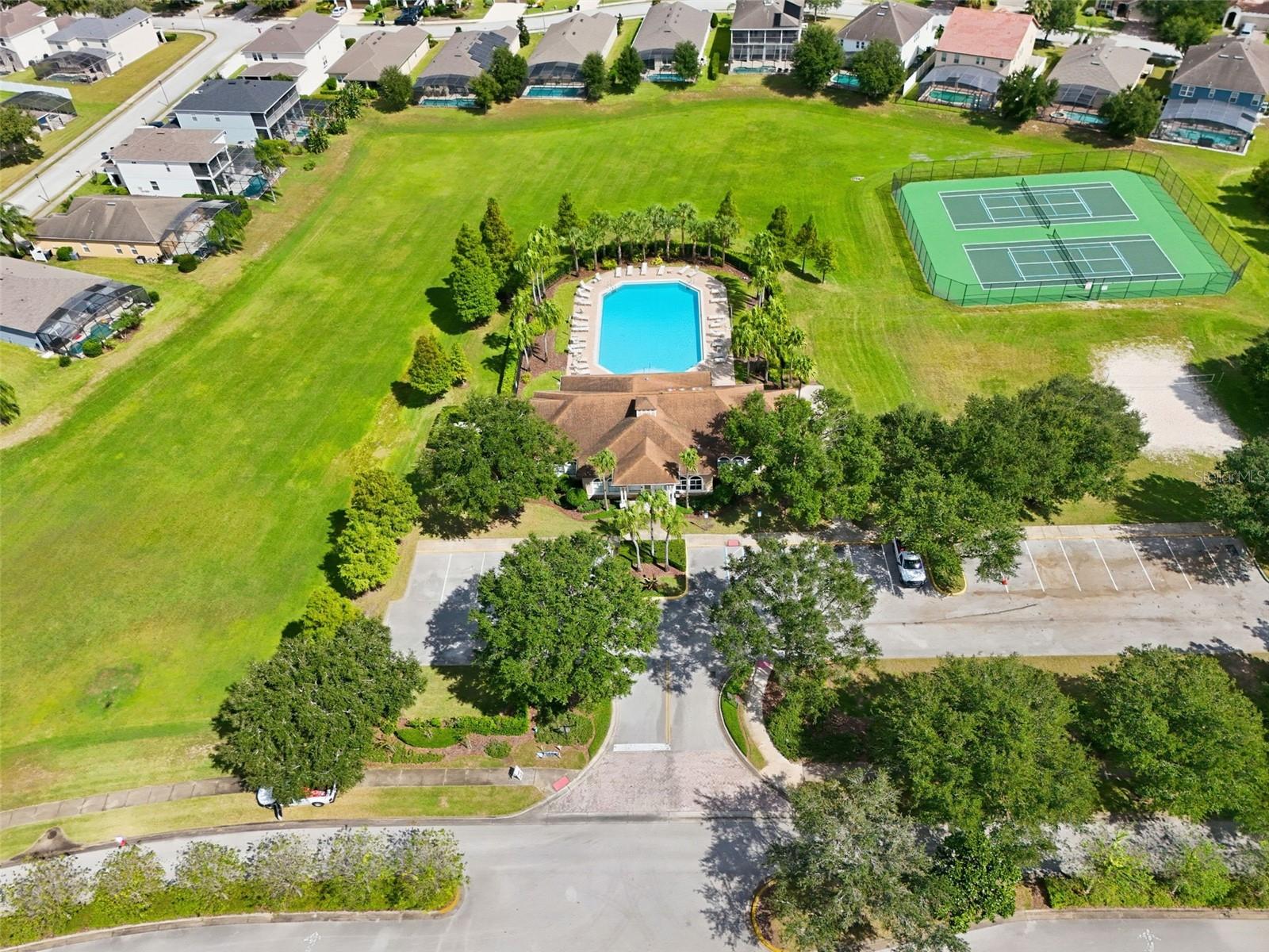 Image 56 of 60 For 872 Sussex Drive