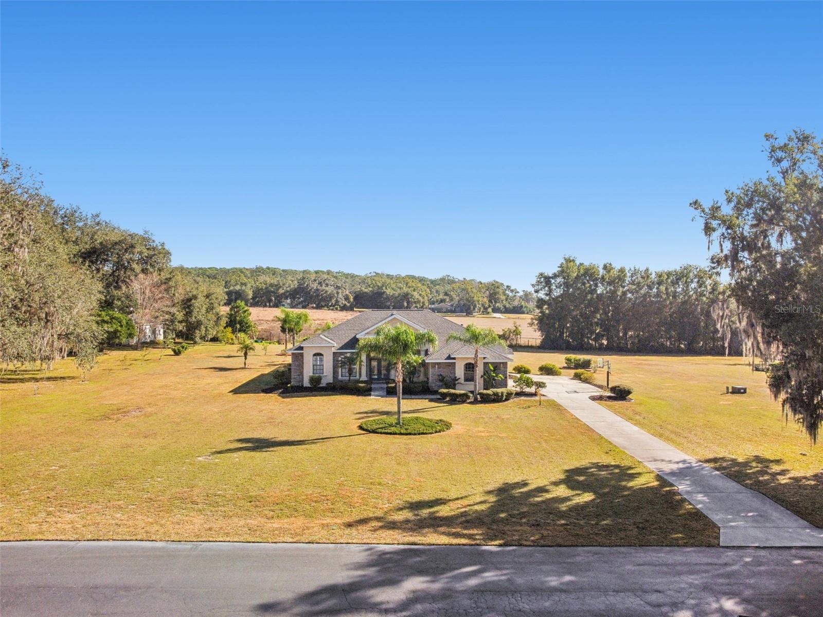 Details for 14308 Willow Run, DADE CITY, FL 33523