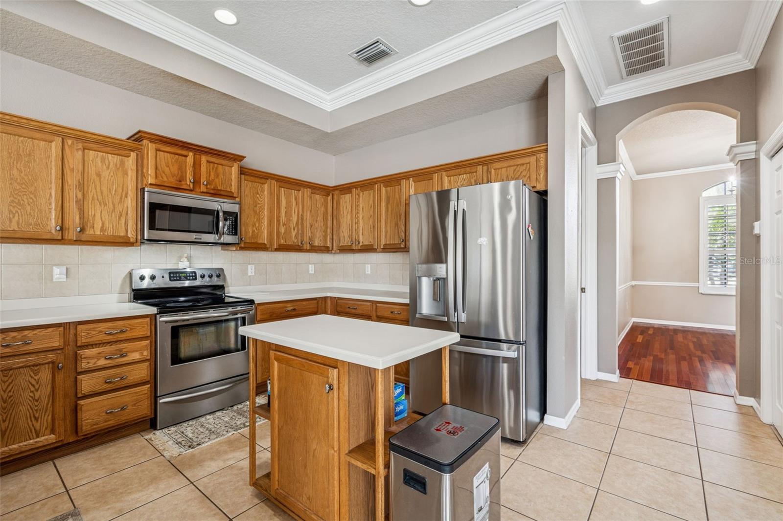 Listing photo id 10 for 14308 Willow Run