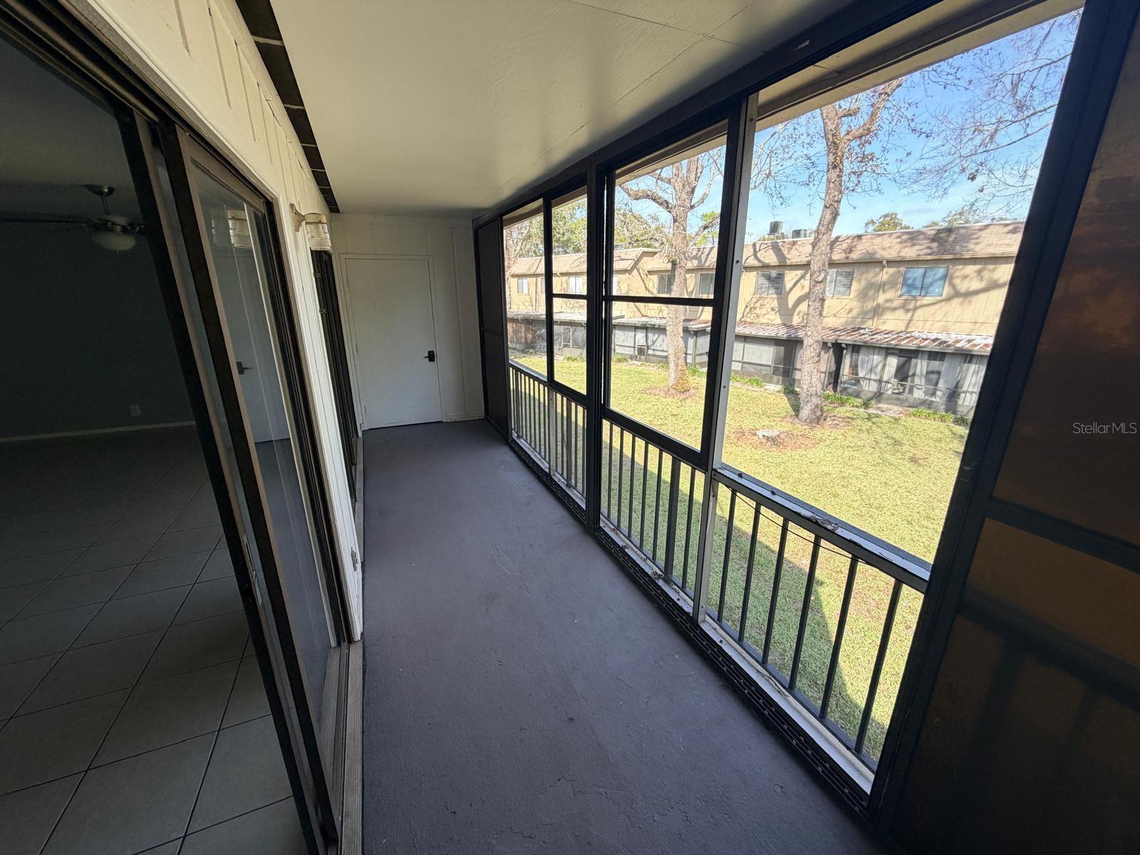 Image 19 of 25 For 429 Sheoah Boulevard 11