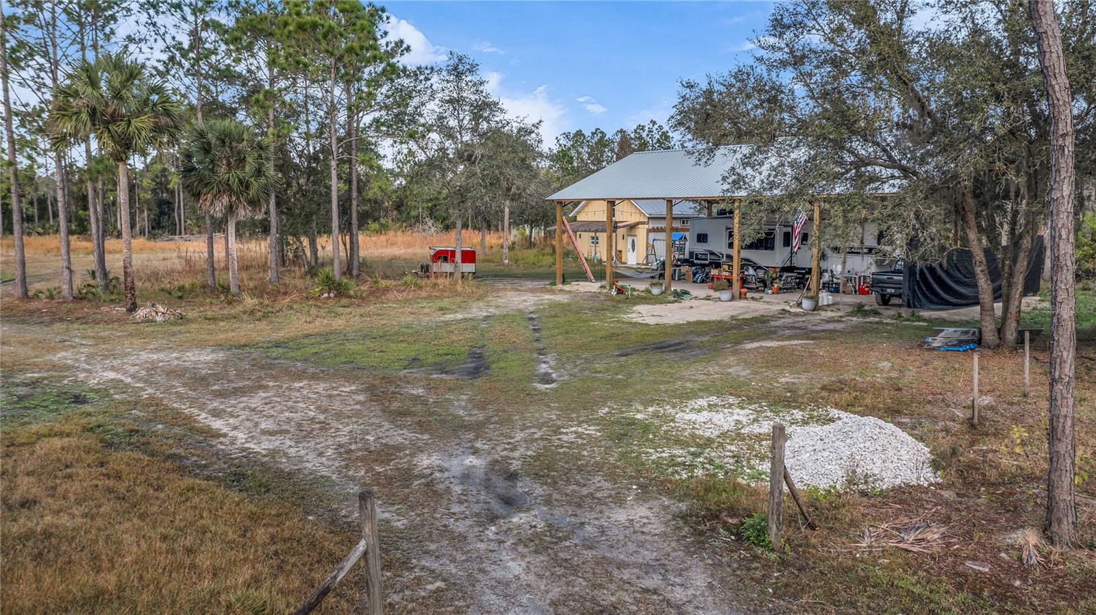 Image 22 of 34 For  Waccassa St  