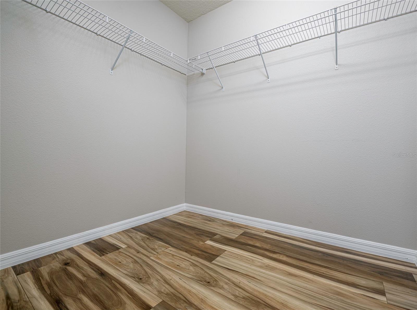 Image 14 of 25 For 5077 Caspian Street