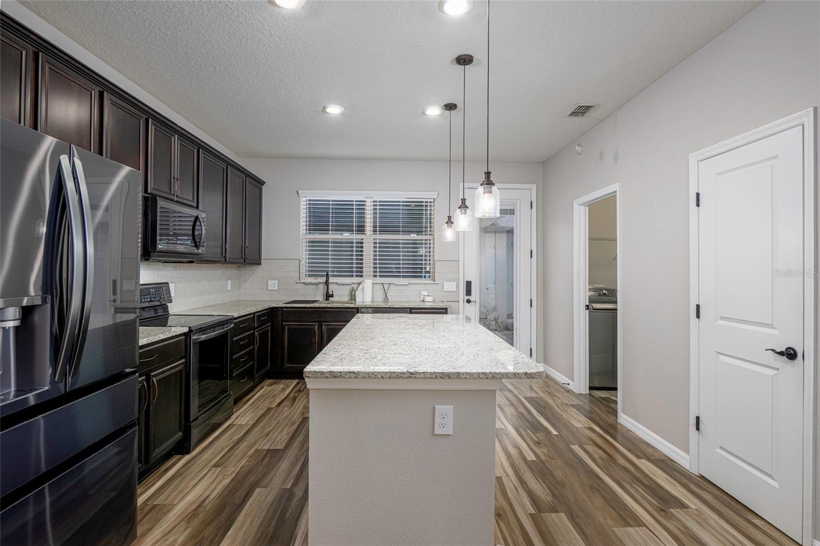 Image 7 of 25 For 5077 Caspian Street