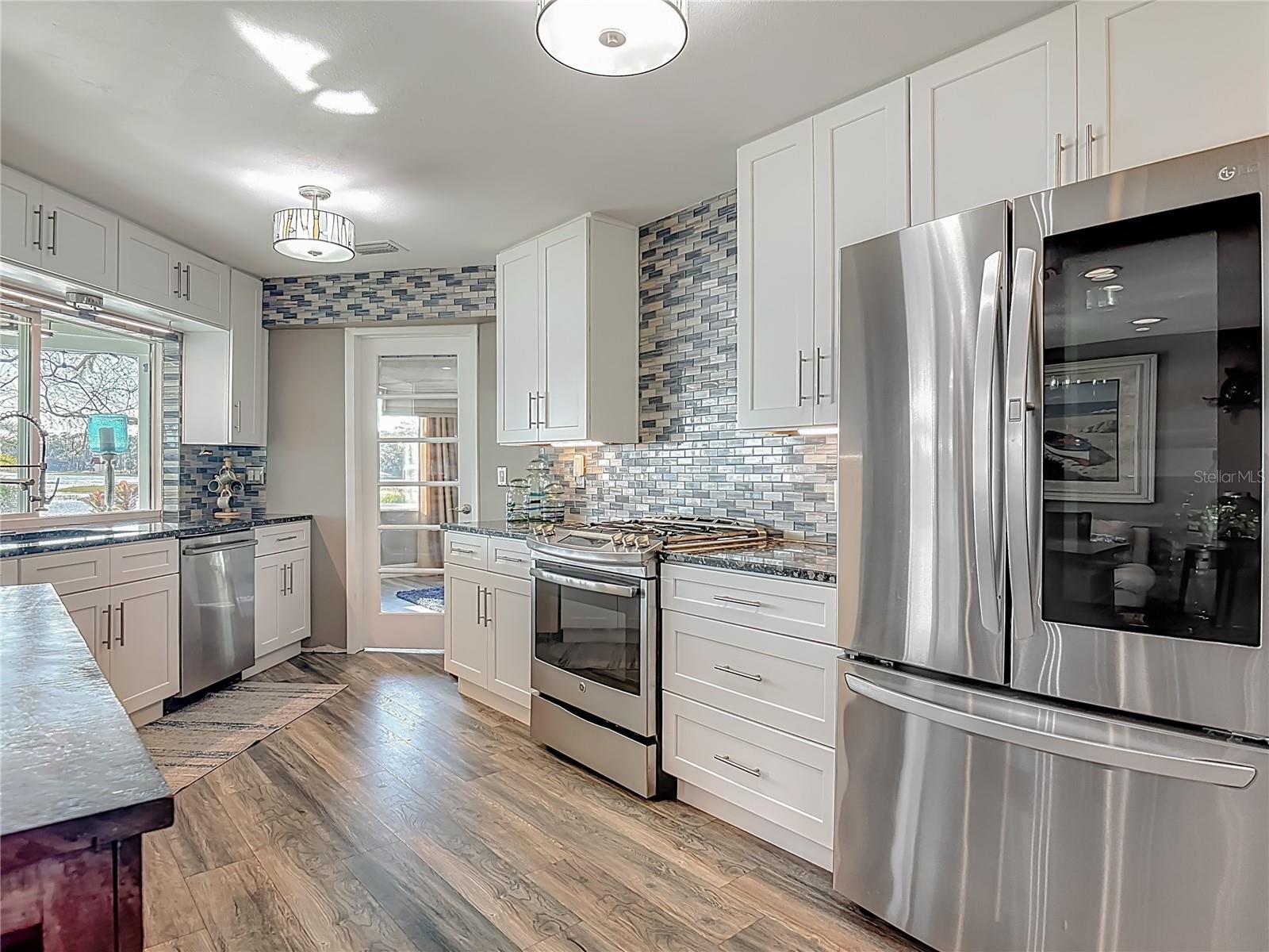 Image 12 of 66 For 2964 Little Court