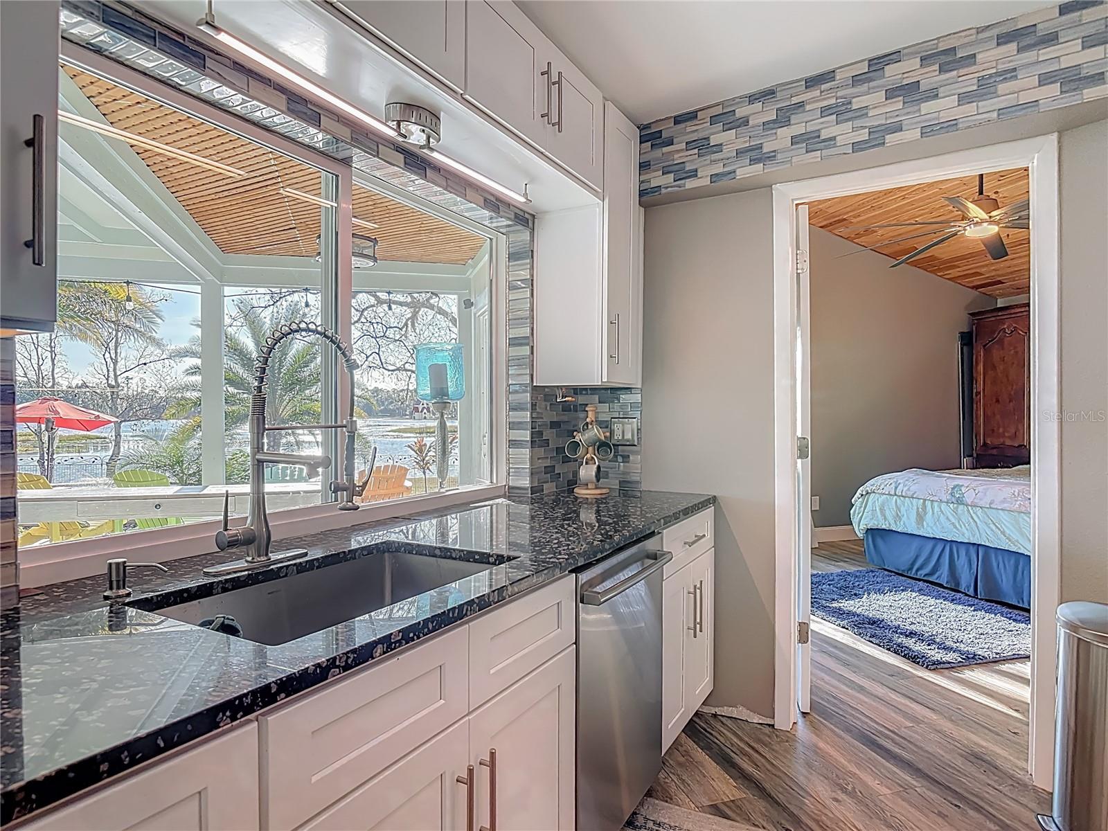 Image 14 of 66 For 2964 Little Court